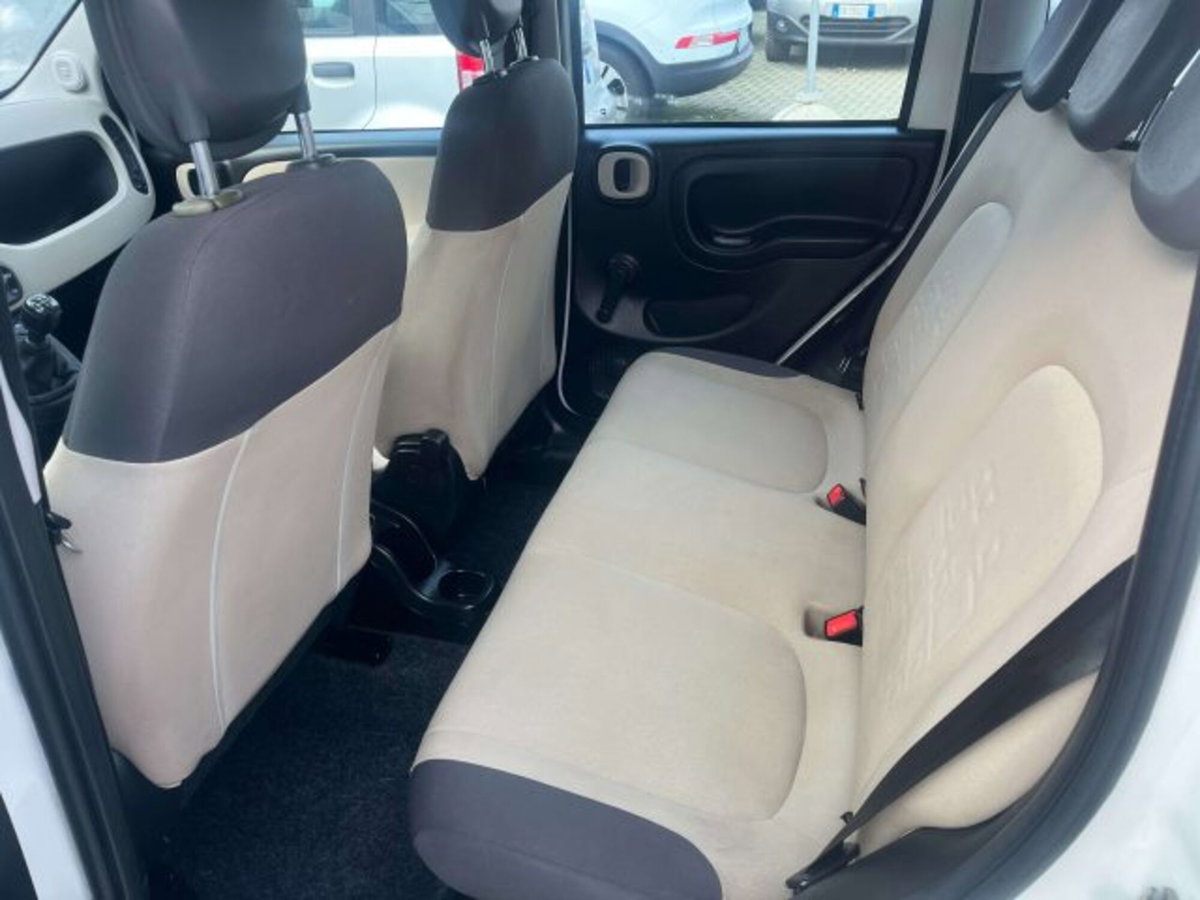 Fiat Panda 1.3 MJT S&S Lounge (8)
