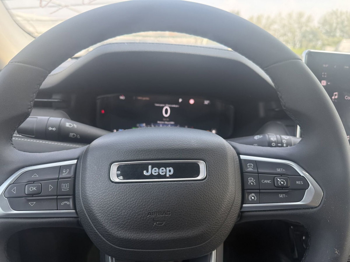 Jeep Compass 1.5 turbo t4 mhev Summit 2wd 130cv dct (17)