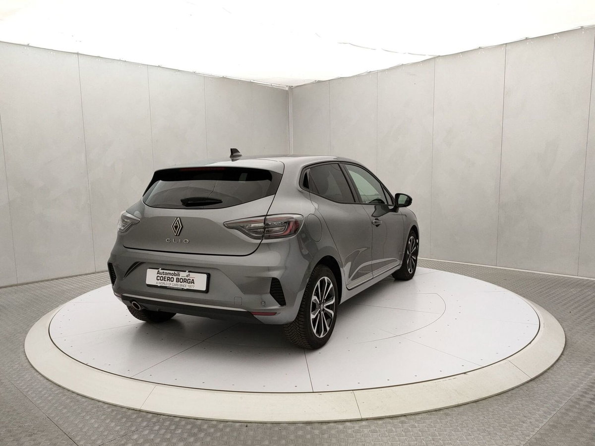 Renault Clio 1.0 tce Techno 90cv (4)