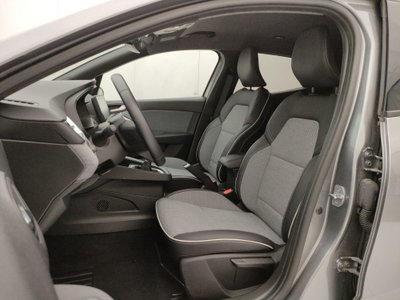 Renault Clio 1.0 tce Techno 90cv (7)