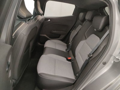 Renault Clio 1.0 tce Techno 90cv (8)