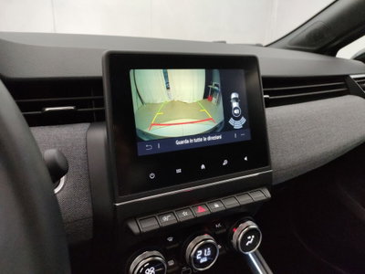 Renault Clio 1.0 tce Techno 90cv (17)
