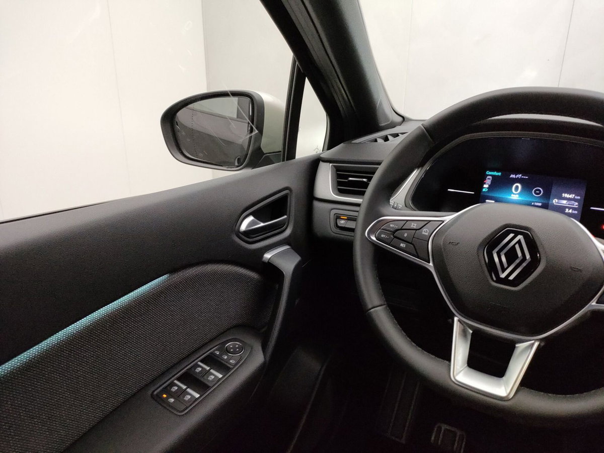 Renault Captur 1.0 tce Techno 90cv (15)