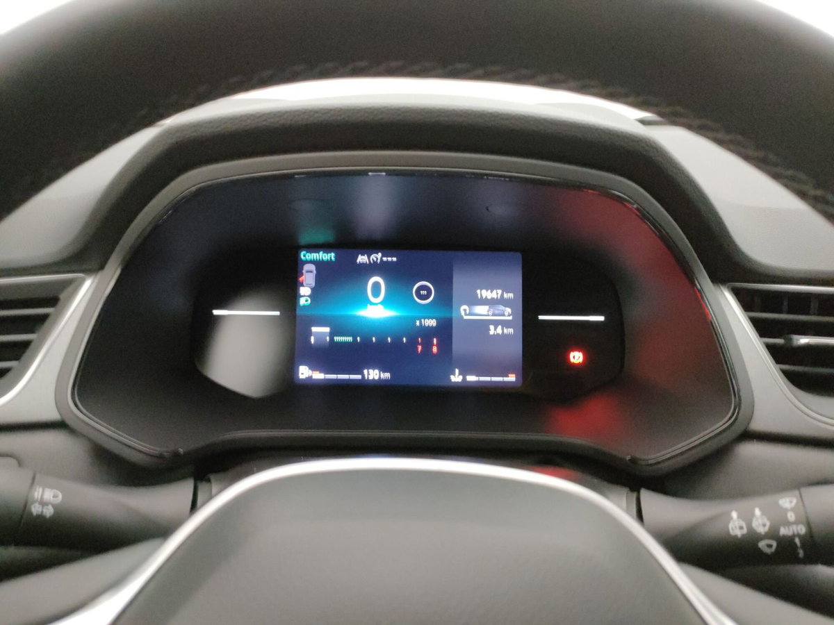 Renault Captur 1.0 tce Techno 90cv (16)