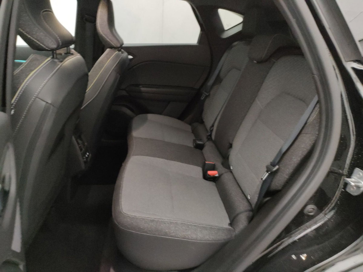 Renault Captur 1.0 tce Techno 90cv (8)