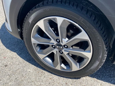 Kia Stonic 1.6 CRDi 115 CV Style (15)