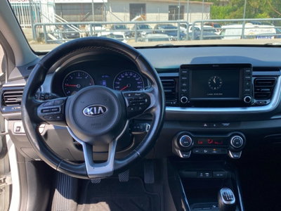 Kia Stonic 1.6 CRDi 115 CV Style (18)