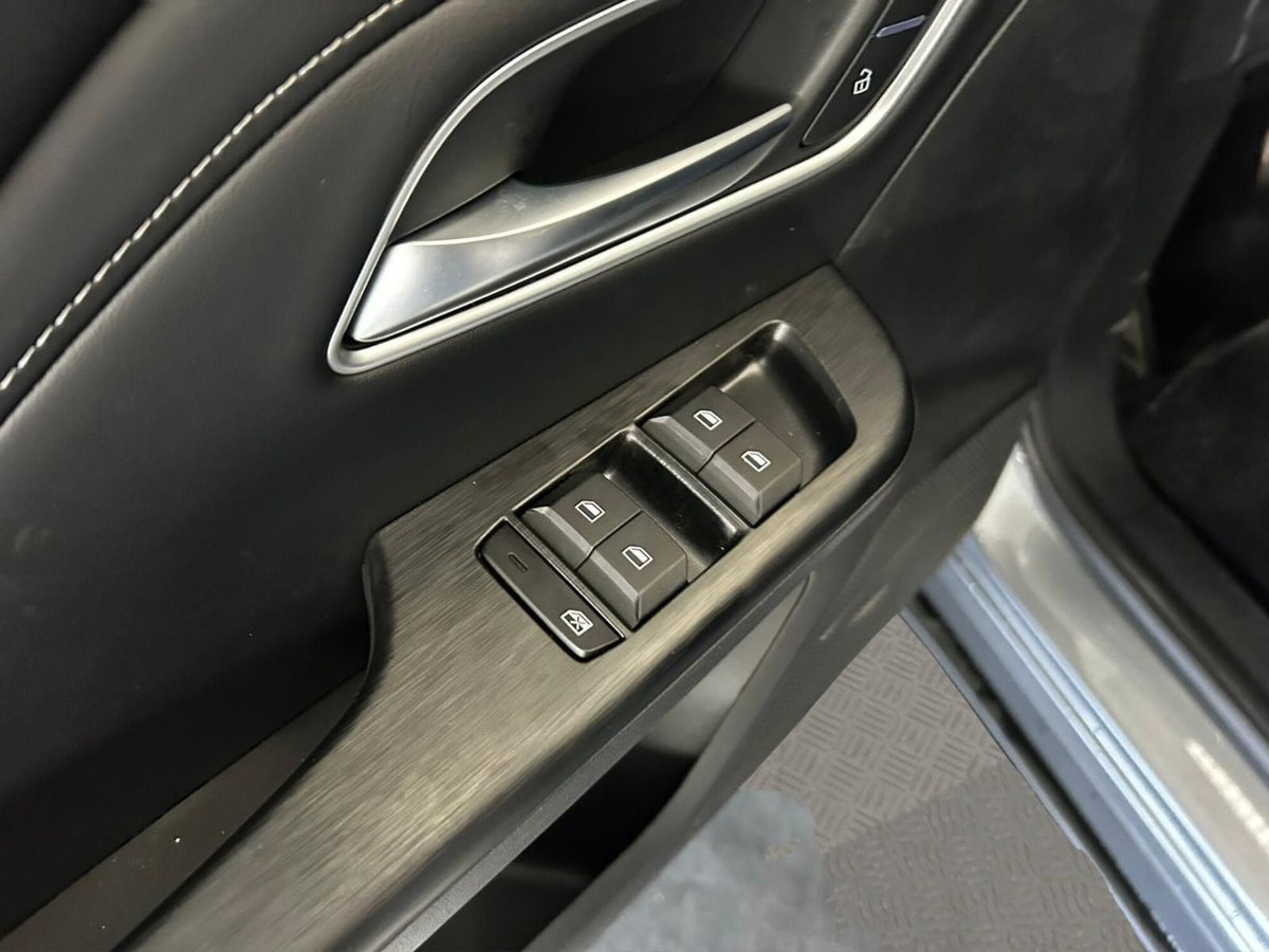 Mg ZS 1.5 hybrid+ Luxury auto (18)