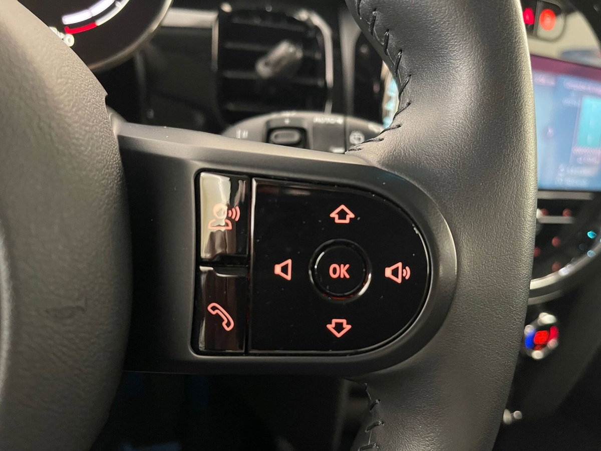 MINI Mini 1.5 Cooper Essential 5 porte (16)
