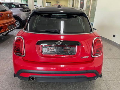 MINI Mini 1.5 Cooper Essential 5 porte (6)