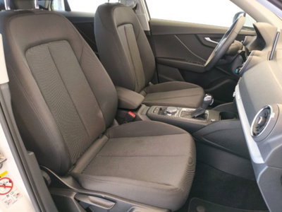 Audi Q2 Q2 35 TFSI S tronic Business (13)
