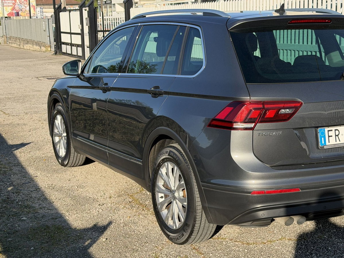 Volkswagen Tiguan 1.6 TDI SCR Business BlueMotion Technology (4)