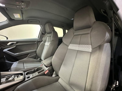 Audi A3 Sportback 35 TDI S tronic S line edition (14)