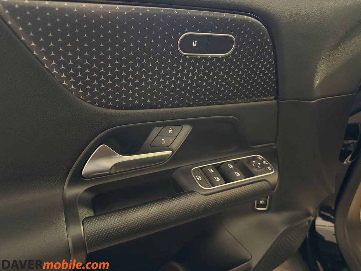 Mercedes-Benz GLA SUV 180 d Advanced auto (11)