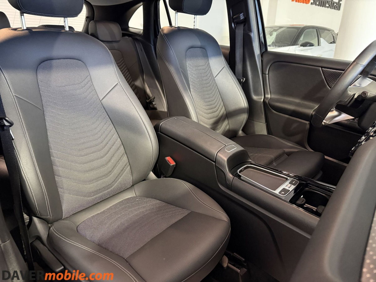 Mercedes-Benz GLA SUV 180 d Advanced auto (13)