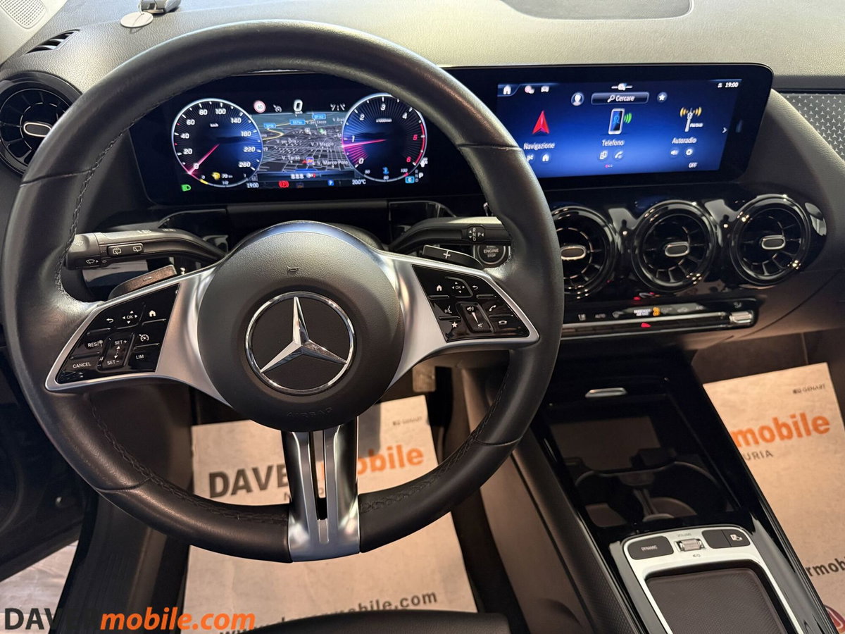 Mercedes-Benz GLA SUV 180 d Advanced auto (17)