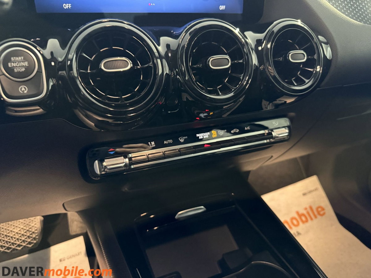 Mercedes-Benz GLA SUV 180 d Advanced auto (18)