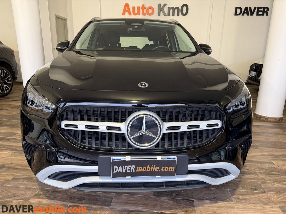 Mercedes-Benz GLA SUV 180 d Advanced auto (2)