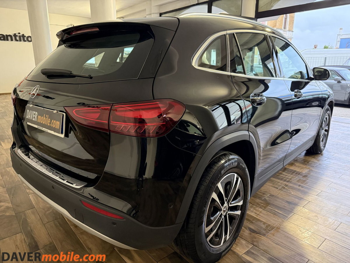Mercedes-Benz GLA SUV 180 d Advanced auto (6)