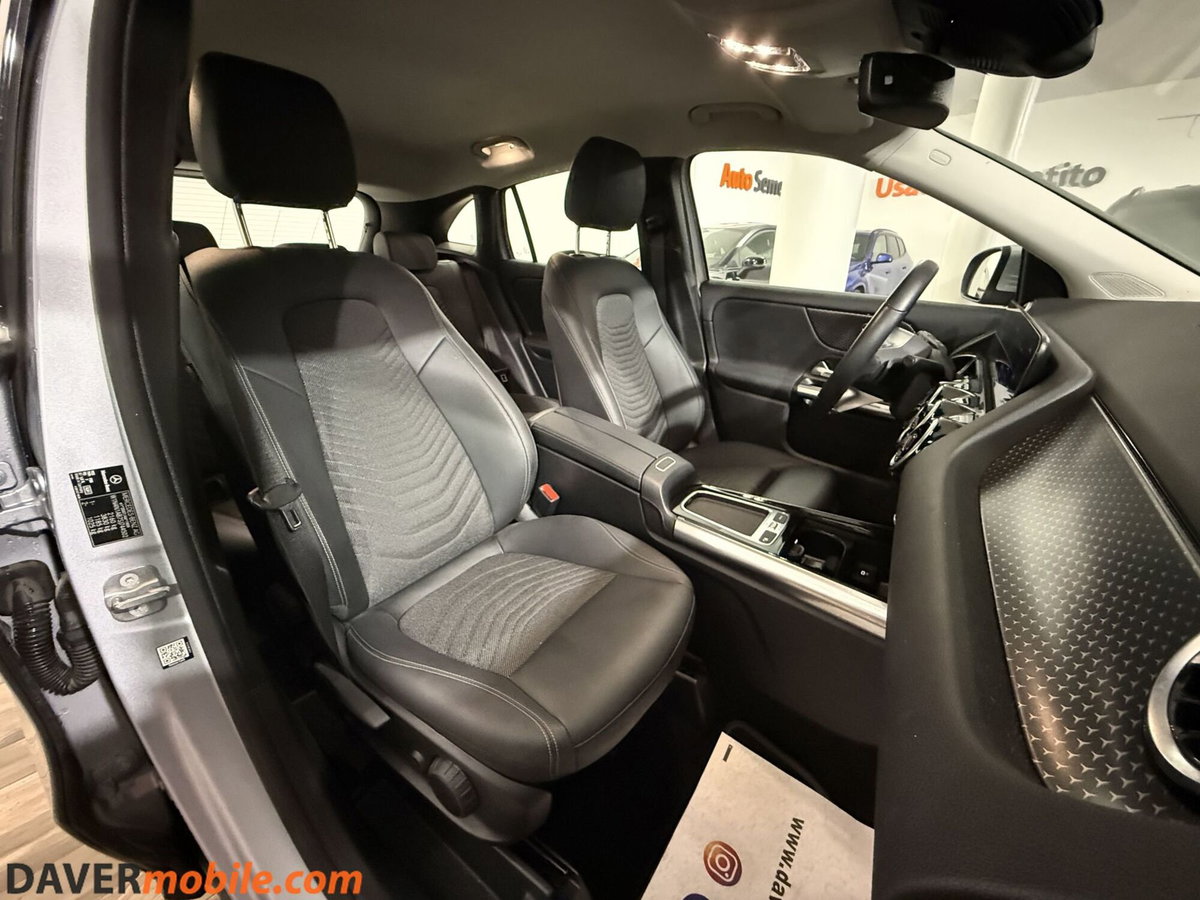 Mercedes-Benz GLA SUV 180 d Progressive Advanced auto (13)