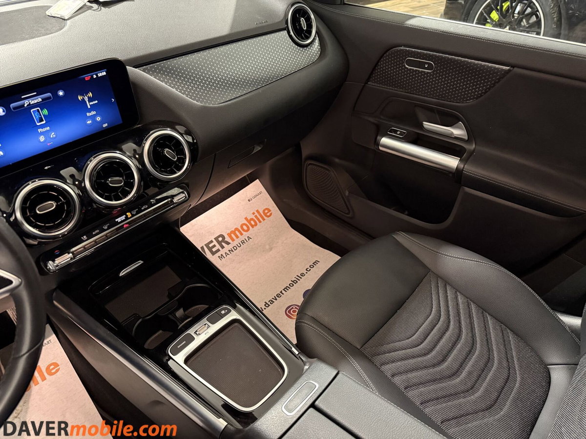 Mercedes-Benz GLA SUV 180 d Progressive Advanced auto (16)