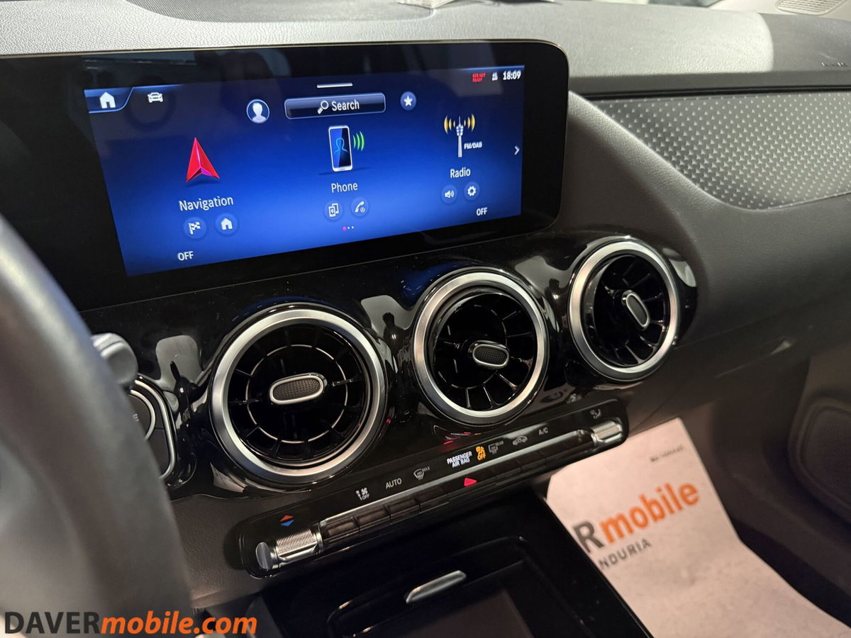 Mercedes-Benz GLA SUV 180 d Progressive Advanced auto (18)