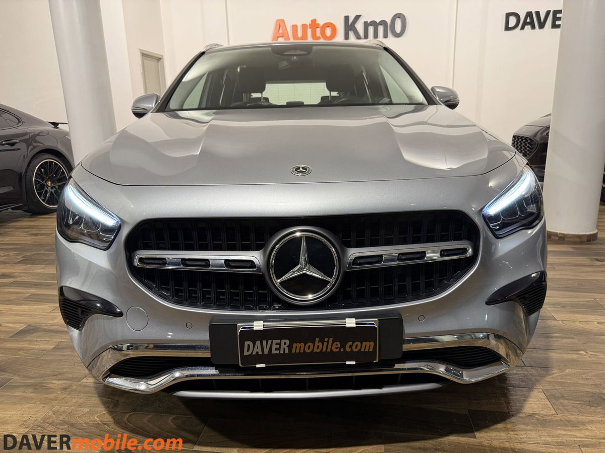 Mercedes-Benz GLA SUV 180 d Progressive Advanced auto (3)