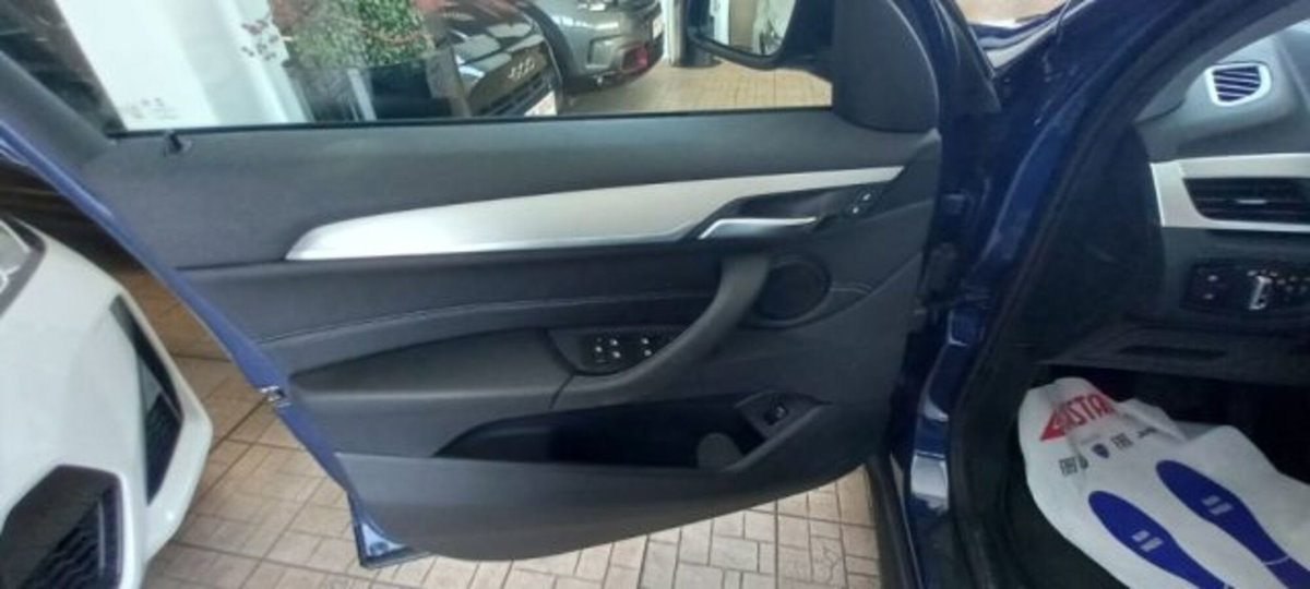 BMW X1 sDrive20d Business Advantage (12)