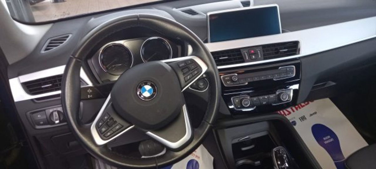 BMW X1 sDrive20d Business Advantage (13)