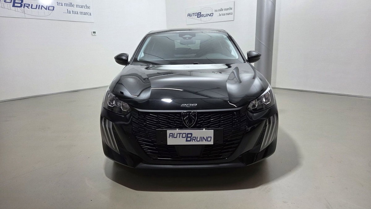 Peugeot 208 1.2 turbo Edition 100cv (2)