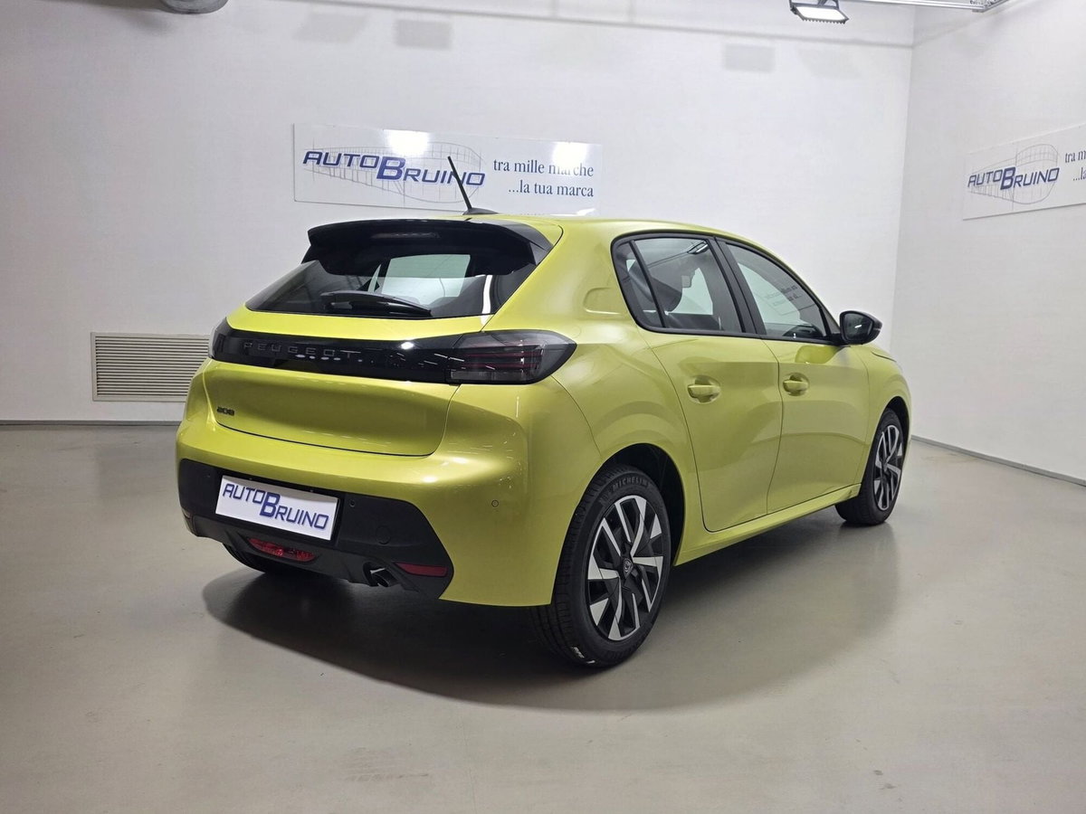 Peugeot 208 1.2 turbo Style 100cv (5)