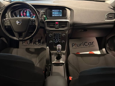 Volvo V40 D2 1.6 Momentum (4)