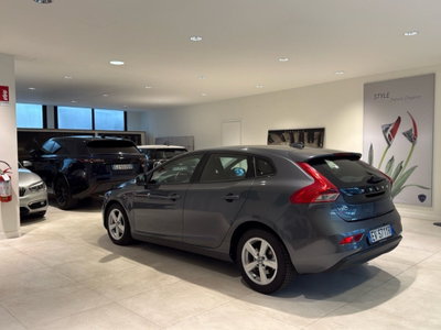 Volvo V40 D2 1.6 Momentum (6)