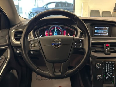 Volvo V40 D2 1.6 Momentum (9)