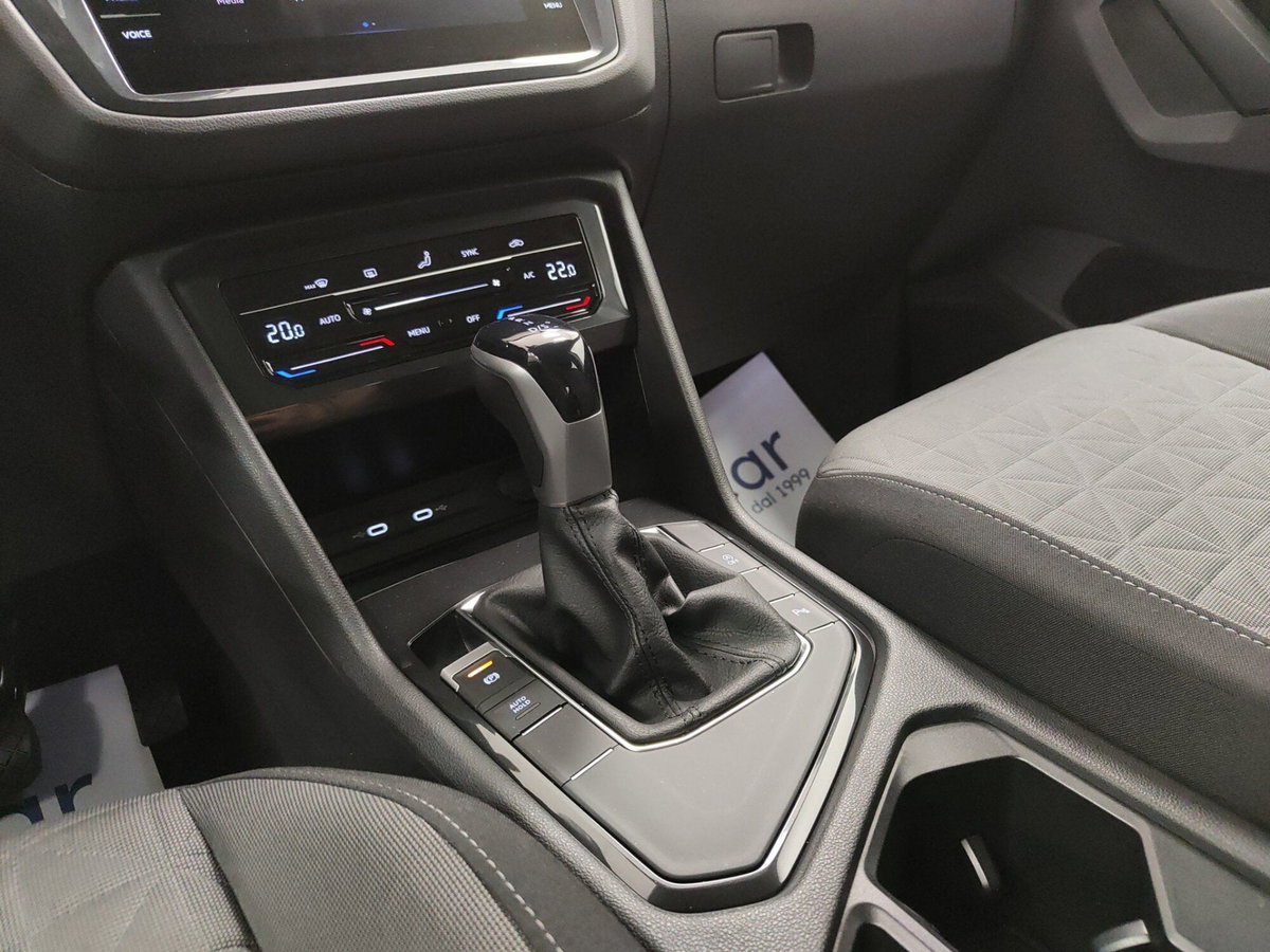 Volkswagen Tiguan 2.0 TDI 150 CV SCR DSG 4MOTION Life (20)