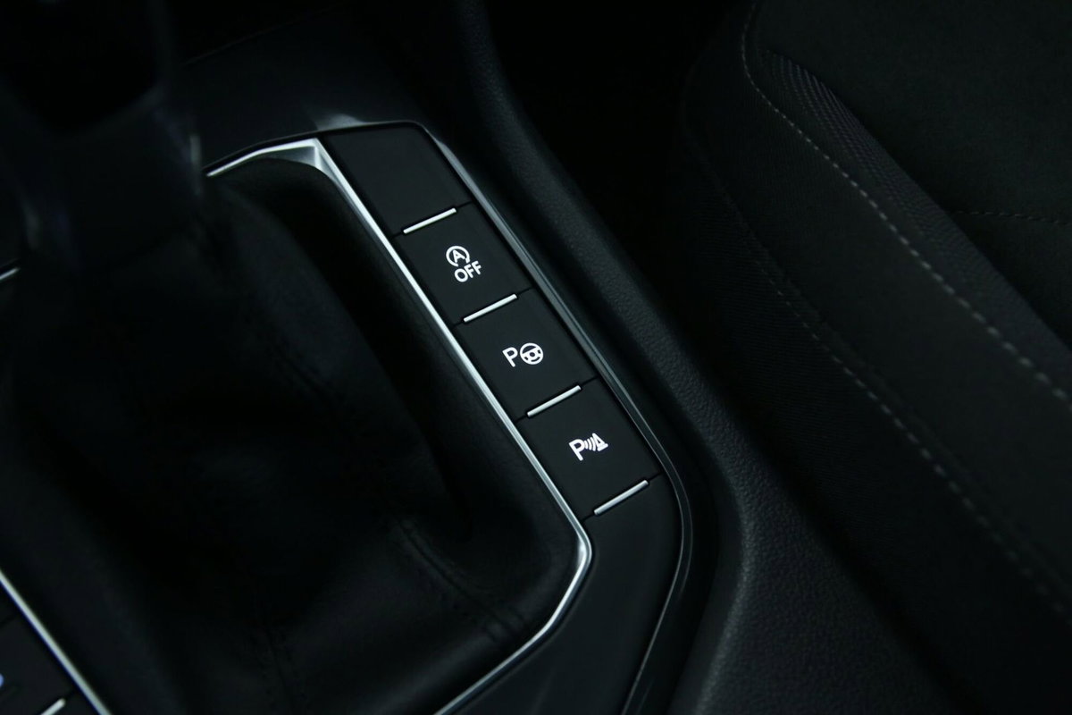 Volkswagen Tiguan 1.5 TSI 150 CV DSG ACT Elegance (19)