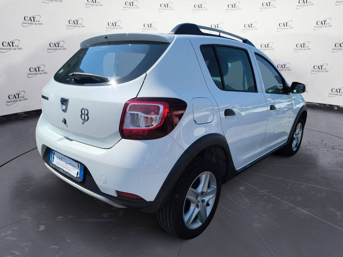 Dacia Sandero Stepway 1.5 dCi 8V 90CV (6)
