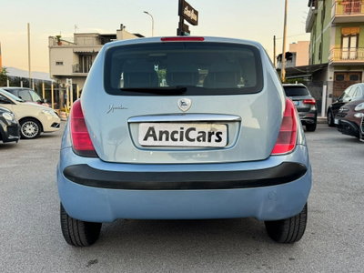 Lancia Ypsilon 16V Argento (15)