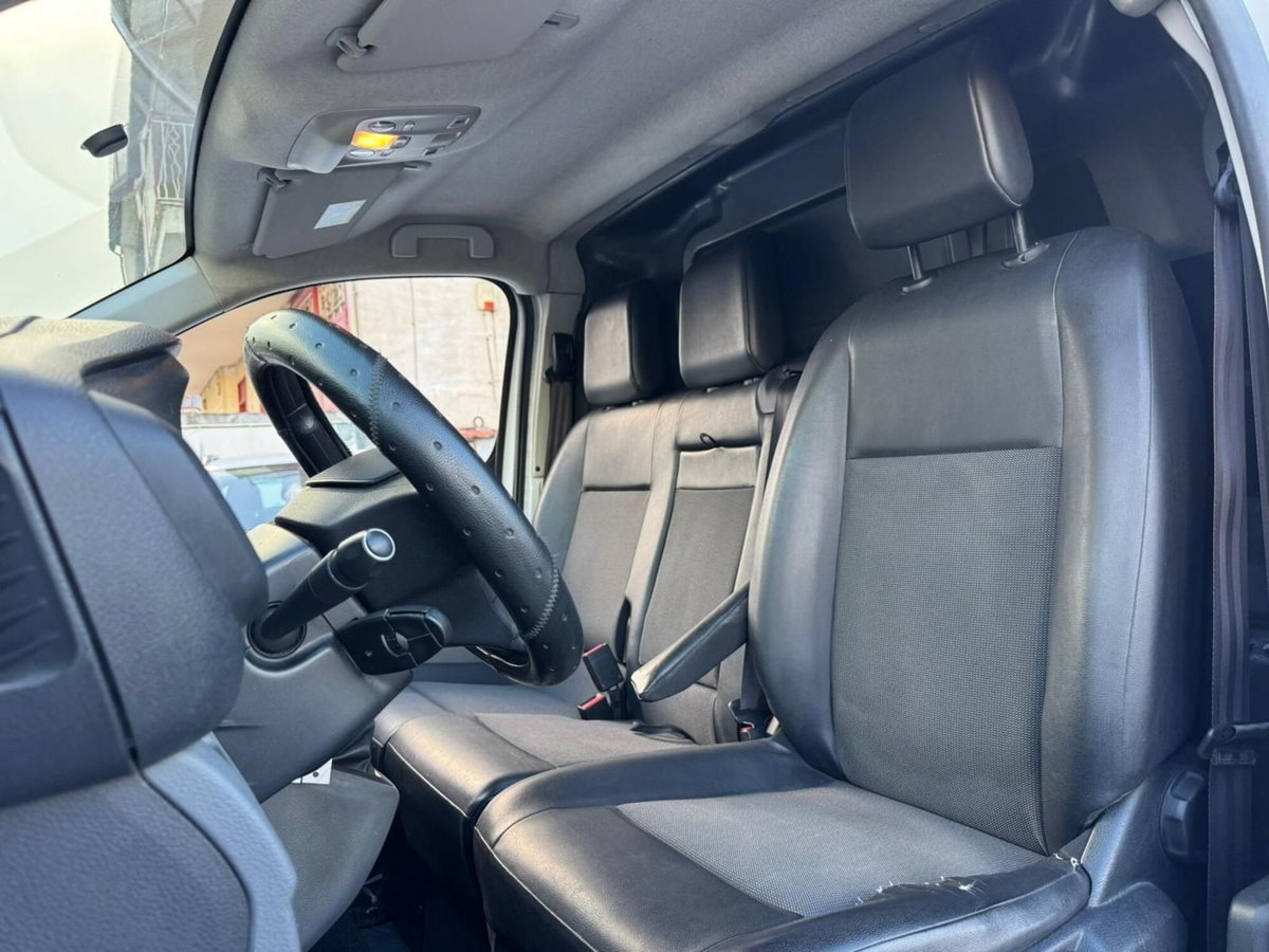 Peugeot Expert Furgone BlueHDi 115 S&S PL-TN Furgone Premium Standard (6)