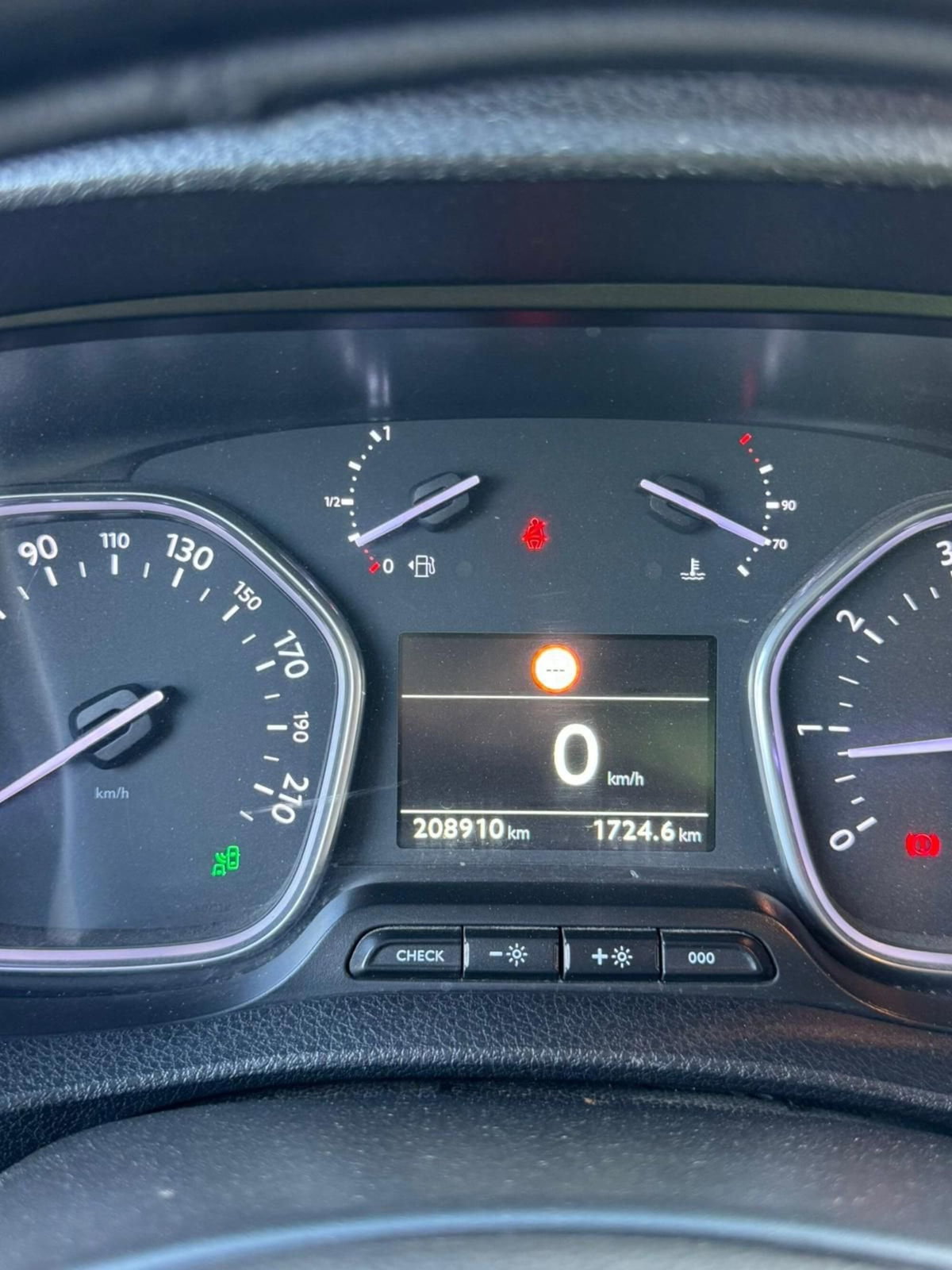 Peugeot Expert Furgone BlueHDi 115 S&S PL-TN Furgone Premium Standard (8)