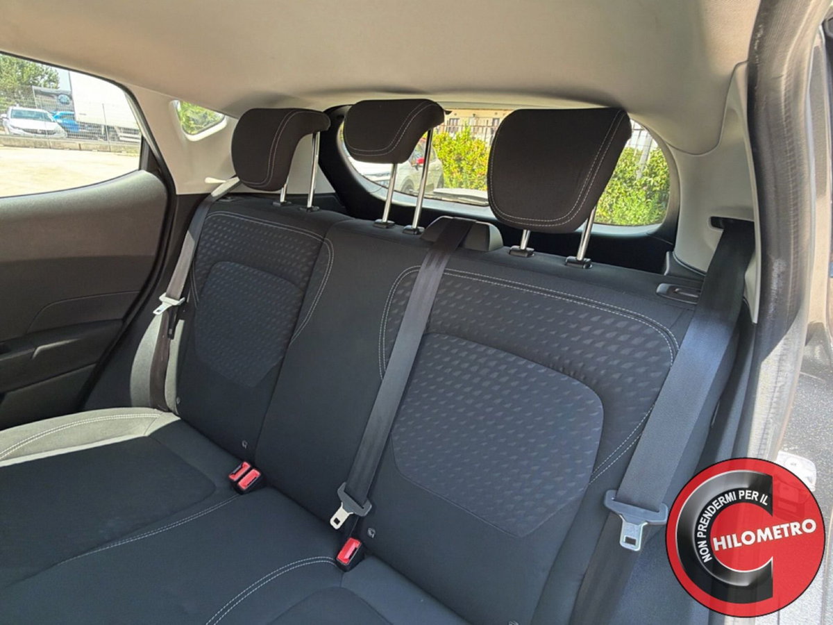 Ford Fiesta 1.0 EcoBoost 100CV 5 porte Titanium (20)