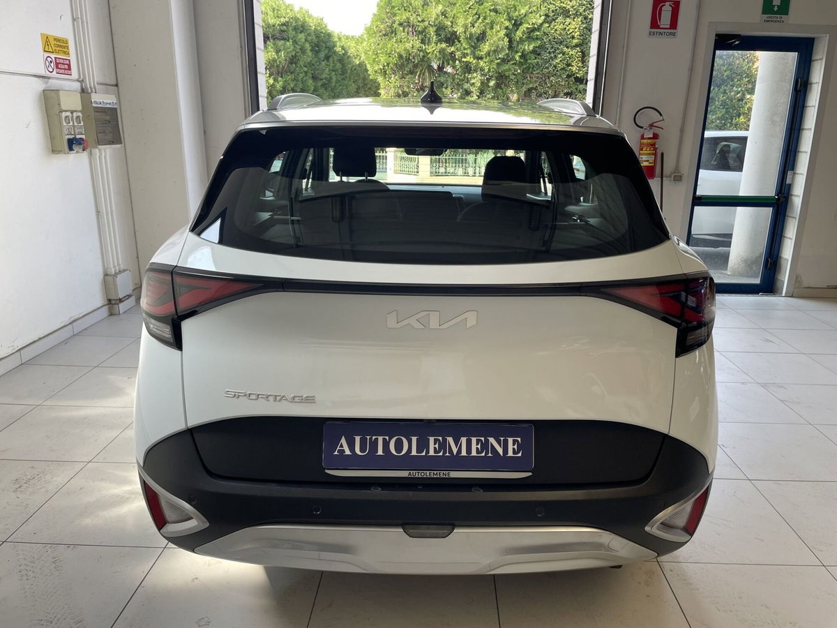 Kia Sportage 1.6 tgdi Business Gpl 2wd (5)