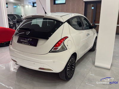 Lancia Ypsilon 1.3 MJT 16V 95 CV 5 porte S&S Silver (7)