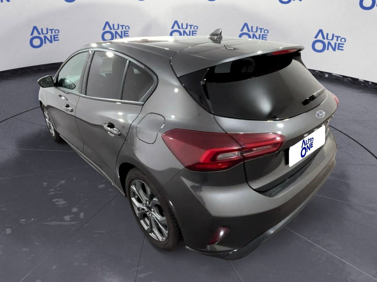 Ford Focus 1.5 EcoBlue 115 CV automatico 5p. ST-Line Style (3)