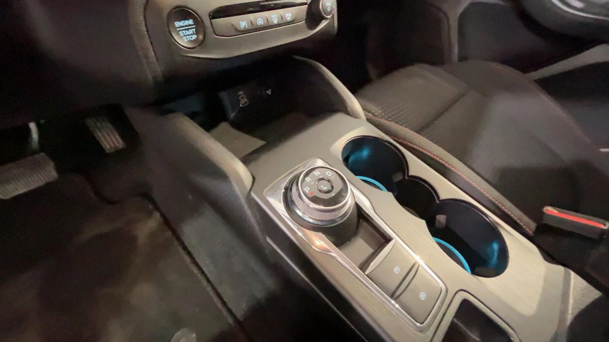 Ford Focus 1.5 EcoBlue 115 CV automatico 5p. ST-Line Style (7)