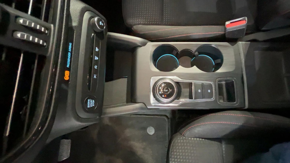 Ford Focus 1.5 EcoBlue 115 CV automatico 5p. ST-Line Style (8)