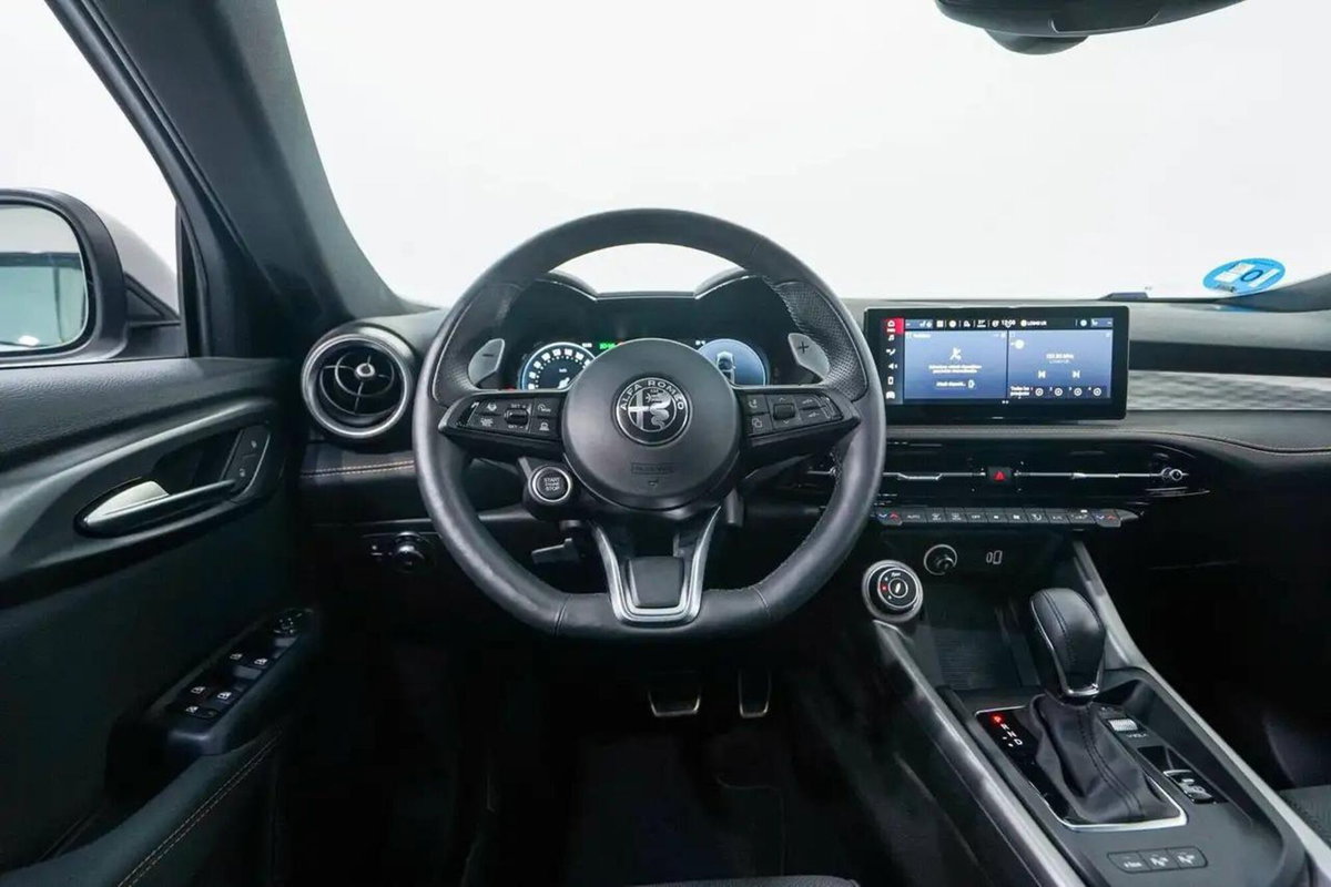 Alfa Romeo Tonale 1.3 phev Veloce Q4 280cv at6 (3)