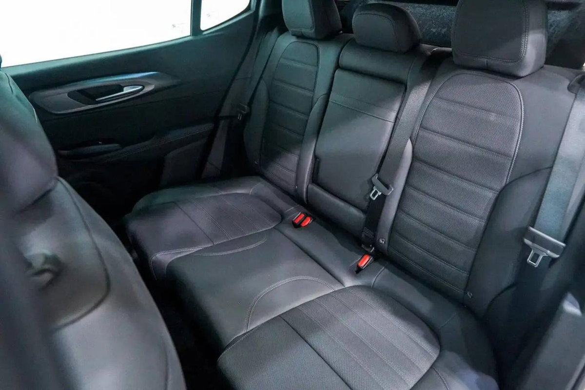 Alfa Romeo Tonale 1.3 phev Veloce Q4 280cv at6 (5)