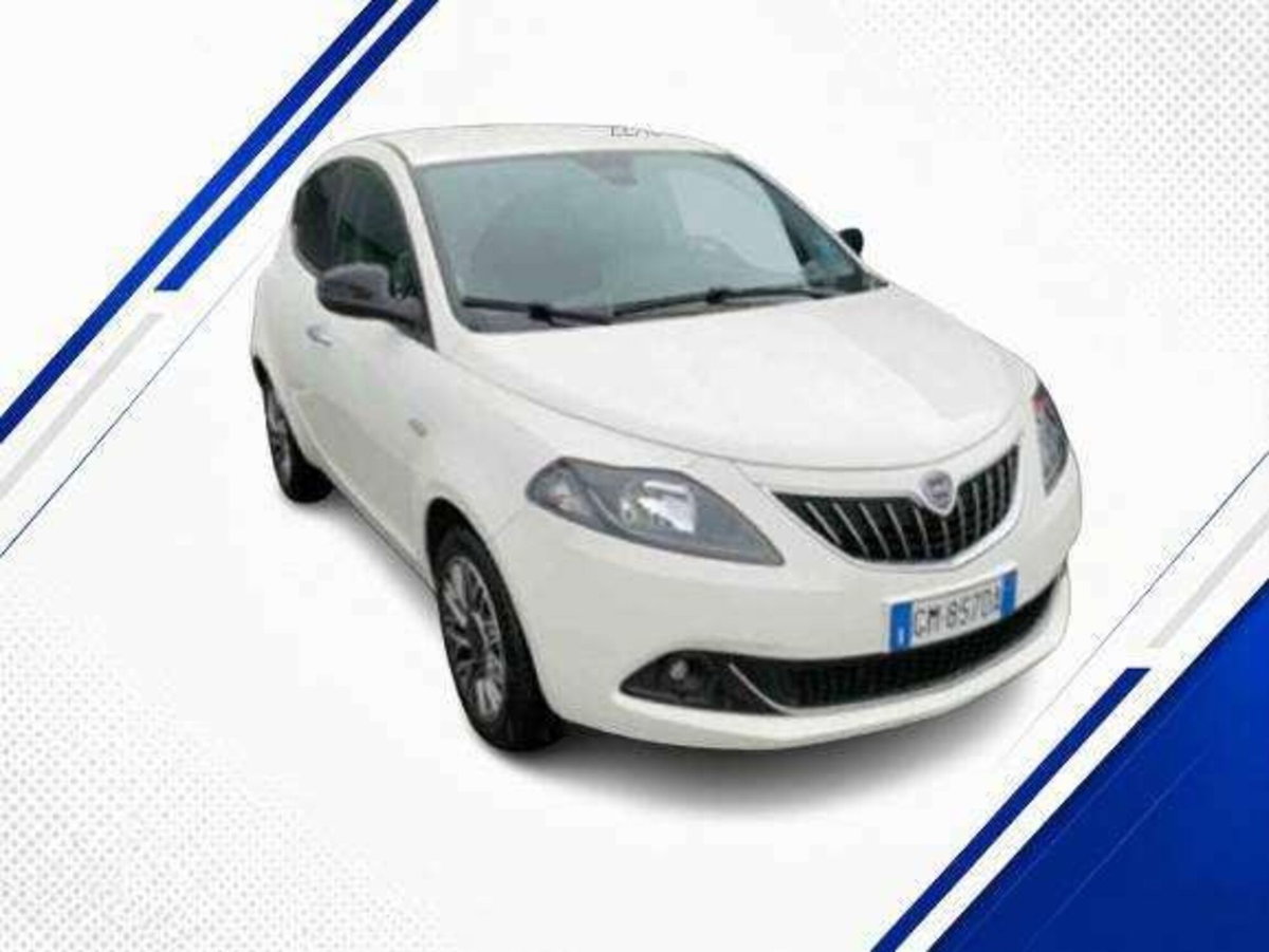 Lancia Ypsilon 1.0 FireFly 5 porte S&S Hybrid Ecochic Gold
