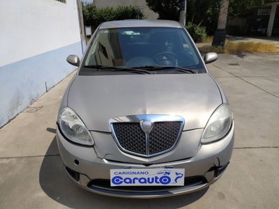 Lancia Ypsilon 1.2 (6)